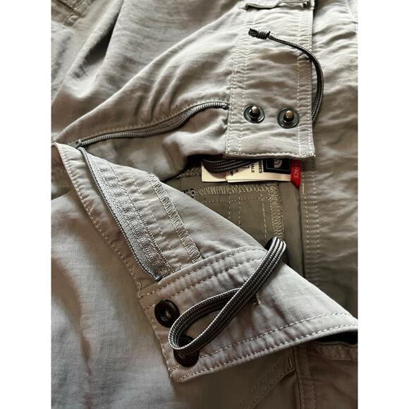 The North Face Convertible Cargo Pants Ladies Size 12 Gray - Picture 8 of 11
